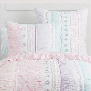 Pottery Barn Bailey Ruffle Reversible Queen Quilt